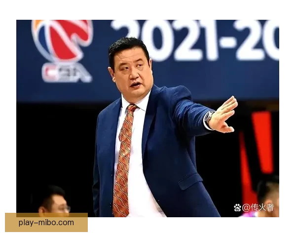 又一位主帅黯然离场，坚持理想也难逃下课，下一任继任者已呼之欲出